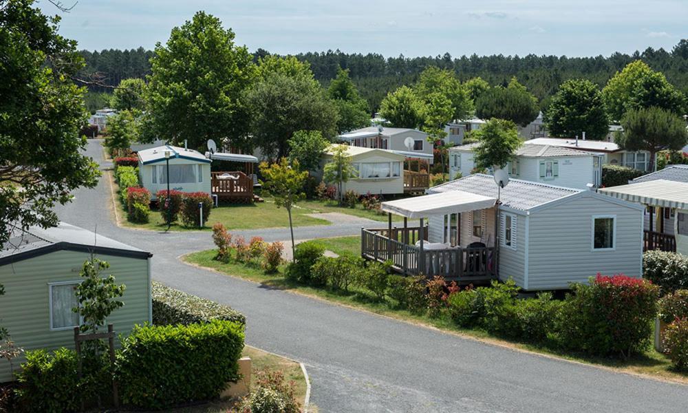 Mobil Home Gastes エクステリア 写真